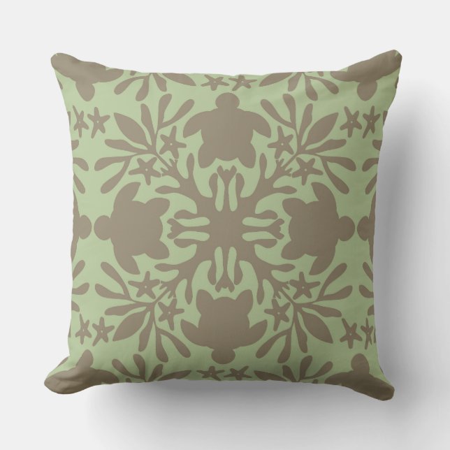 hawaiian quilt sea turtle honu throw pillow (Front)