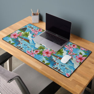 Hawaiian Scenes 🌺 Desk Mat