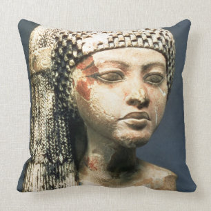 Head of a Princess from the family of Akhenaten, N Cushion