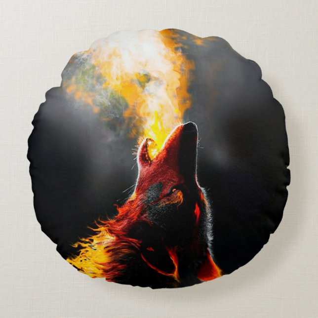 Head of Aggressive Fire Wolf Round Cushion (Front)