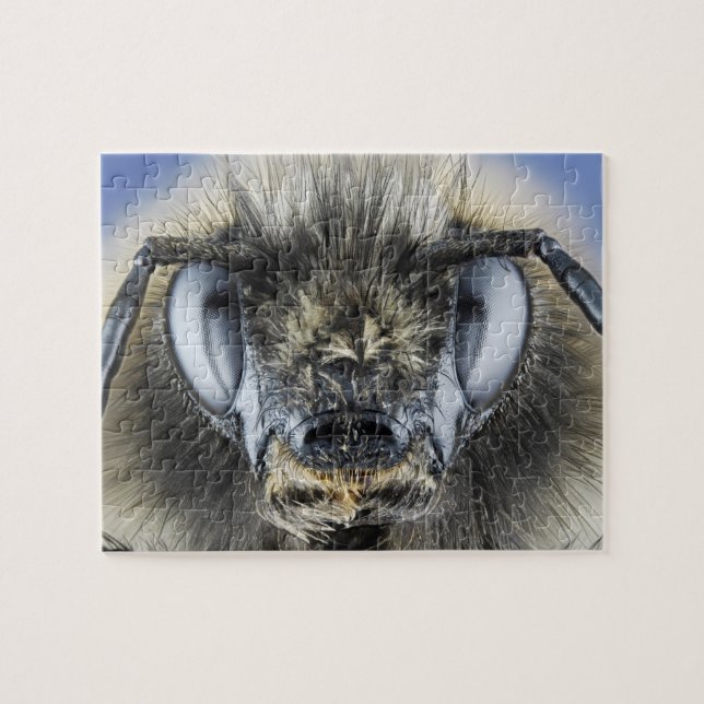 Head of bumblebee jigsaw puzzle (Horizontal)