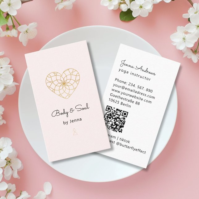 Heart Mandala Yoga Massage Wellness QR Code Business Card (Heart Mandala Yoga Massage Wellness QR Code Business Card)