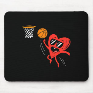 Heart Playing Bysketbyll Cute Valentines Day Sport Mouse Pad
