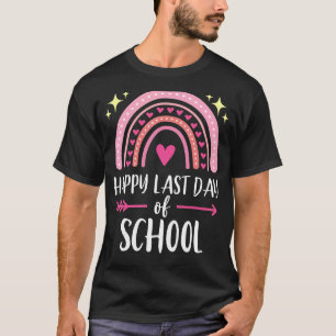 Heart Rainbow Happy Last Day Of School Teacher Gir T-Shirt