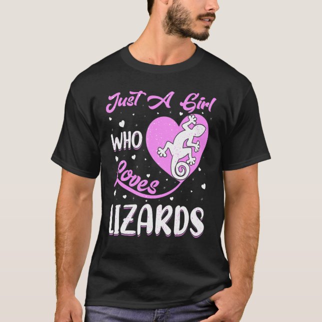 Heart Shape Lizard Just A Girl Who Loves Lizards T-Shirt (Front)