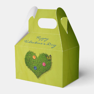 Heart-Shaped Lawn Flowers Butterfly Favour Box