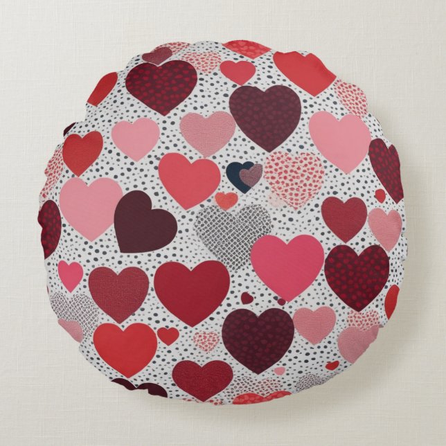 Heart warm  round cushion (Front)
