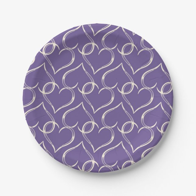 Hearts pattern paper plate (Front)