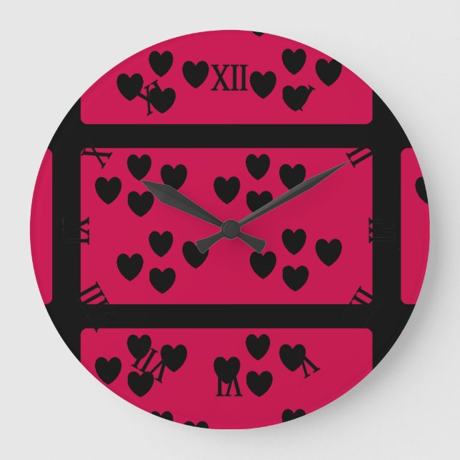 Hearts patterned background on large clock (Front)