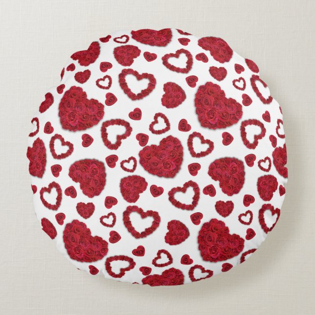 Hearts Red Roses Pattern Minimalist Valentine's Round Cushion (Front)