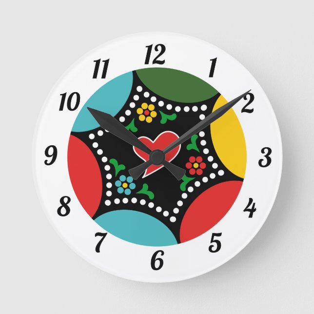 Hearty Portuguese Christmas Party and Gifts Round Clock (Front)