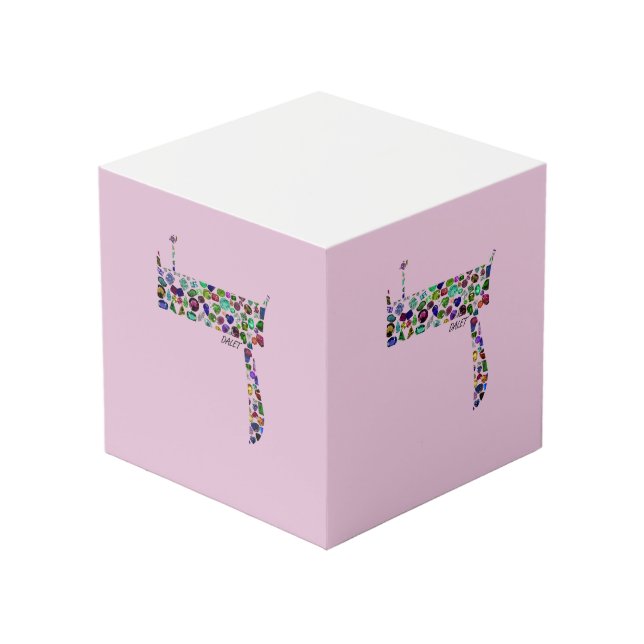 Hebrew Letter Dalet Cube (Front Angled)