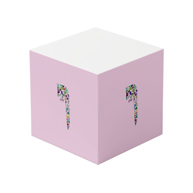 Hebrew Letter VAV Cube (Front Angled)