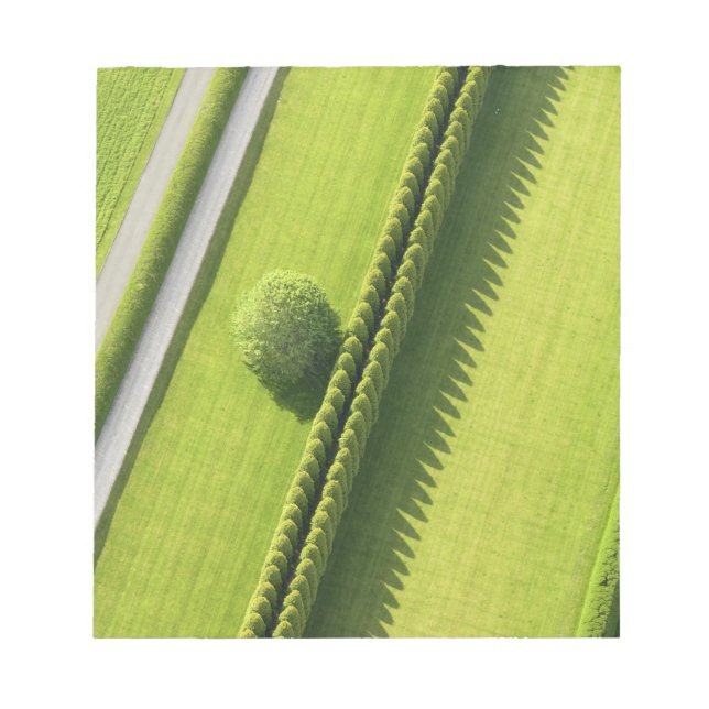 Hedge in The Hamptons Notepad (Front)