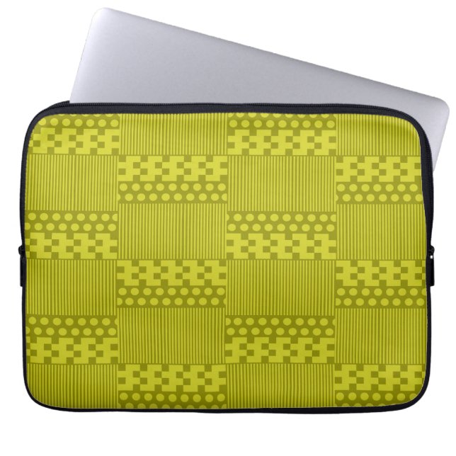 HELLEVI LAPTOP SLEEVE (Front)