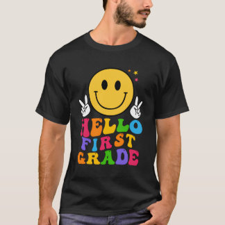 Hello First Grade Back To School 1St Grade Smile T-Shirt