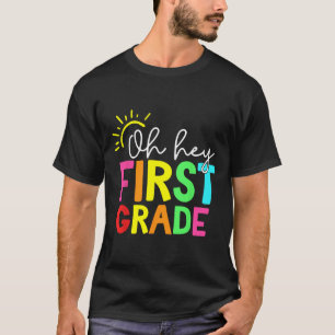Hello First Grade Team 1st Grade Byck To School Te T-Shirt