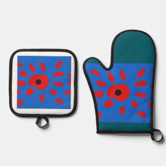 Hello Poppy  Oven Mitt & Pot Holder Set