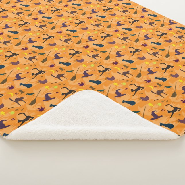 Hello Witch - seamless Halloween pattern. Sherpa Blanket (3/4)