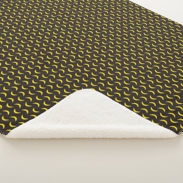 Hello Yellow Moon - seamless Halloween pattern. Sherpa Blanket (3/4)