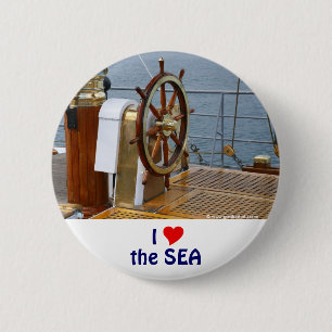 Helm wheel 6 cm round badge