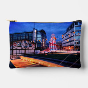 Helter- skelter accessory pouch