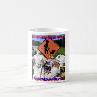 Henry & THE BOX Cartoon4 Mug