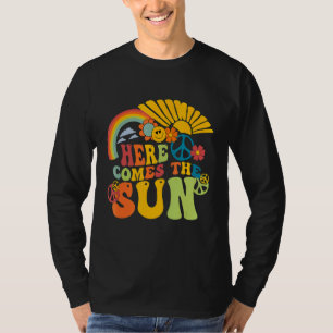 Here Comes The Sun Retro Summer Vibes Hippie Boho T-Shirt