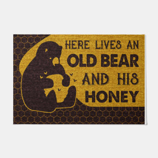 Here Lives An Old Bear And His Honey Doormat