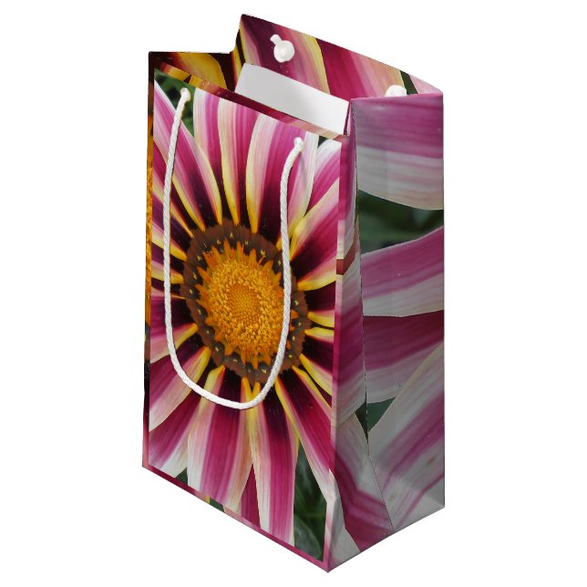 Hereford Small Gift Bag (Front Angled)