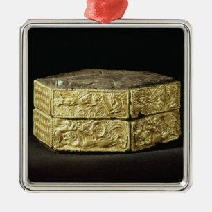 Hexagonal pyxis decorated with animals metal tree decoration