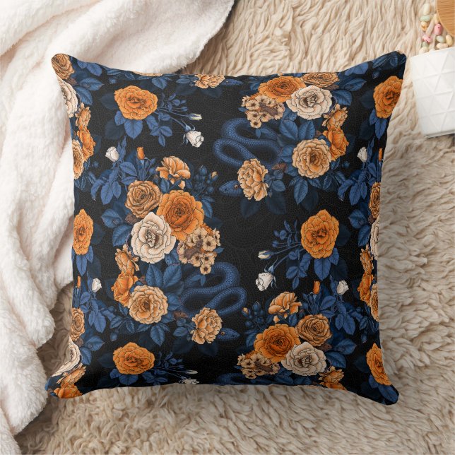 Hidden in the roses, orange and blue cushion (Blanket)