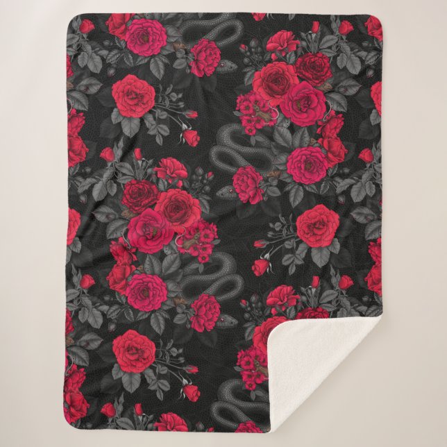 Hidden in the roses sherpa blanket (Front)