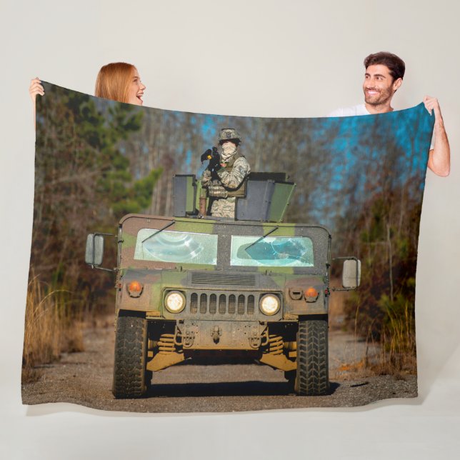 HIGH MOBILITY MULTIPURPOSE WHEELED VEHICLE FLEECE BLANKET (In Situ)