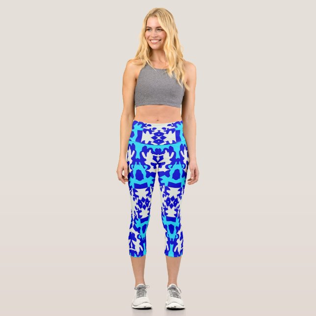 High Waisted Capris, Multicolor fabric pattern Cap Capri Leggings (Front)