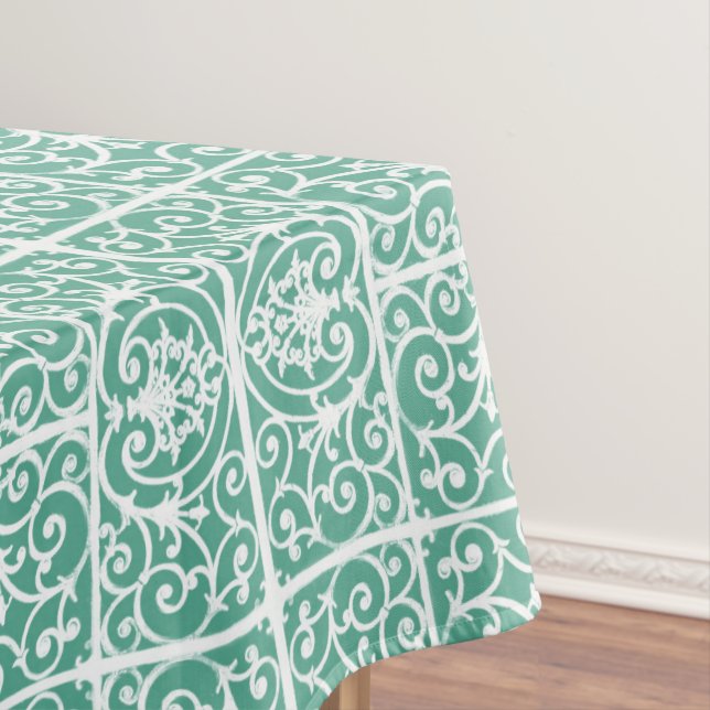 Highgate Iron Tablecloth (In Situ)