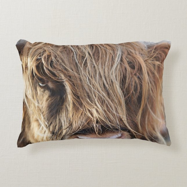 HIGHLAND CATTLE COW FACE DECORATIVE CUSHION (Front)