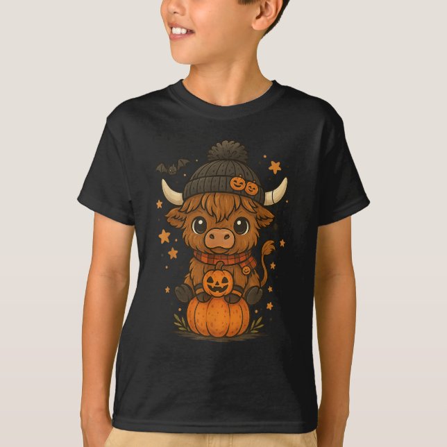 Highland Cow Halloween Cute Pumpkin  T-Shirt (Front)