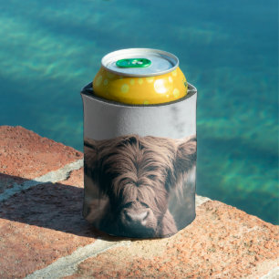 Highland cow portrait can cooler