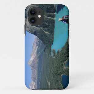 Hiker overlooking turquoise-coloured Lake iPhone 11 Case
