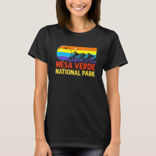 Hiking Camping Retro Style Mesa Verde National Pa T-Shirt