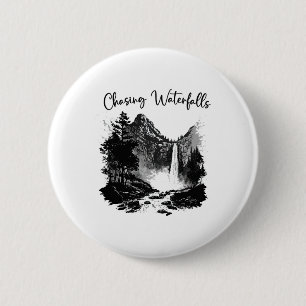 Hiking Tees Hiking Chasing Waterfalls Hikers Natur 6 Cm Round Badge