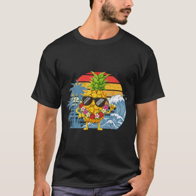 Hilarious Aloha Hawaiian Pineapple Sign Hawaii Sha T-Shirt (Front)