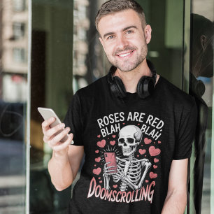 Hilarious Bitcoin Roses Are Red Valentine Humor T-Shirt