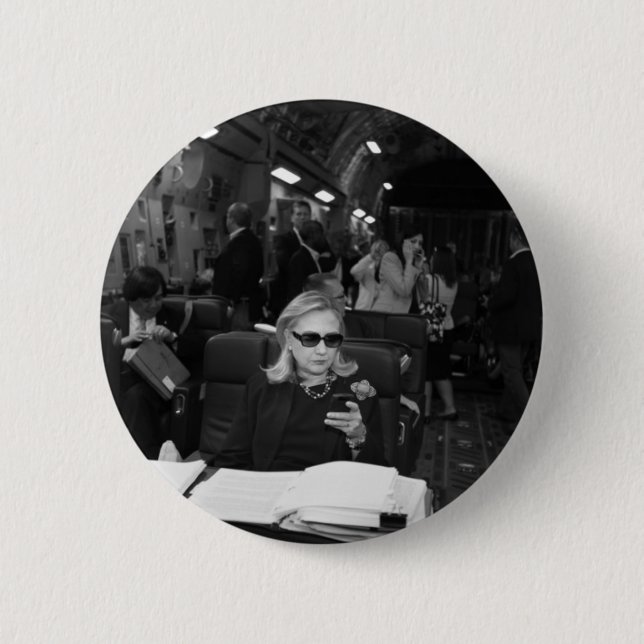 Hillary Clinton Being A Boss 6 Cm Round Badge (Front)