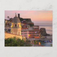 Hillside town of Vernazza in the evening, Cinque