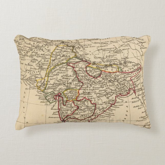 Hindoostan 2 decorative cushion (Front)