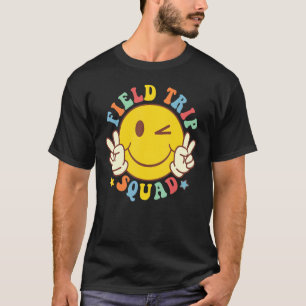 Hippie Face Field Trip Squad Retro Groovy Field Da T-Shirt