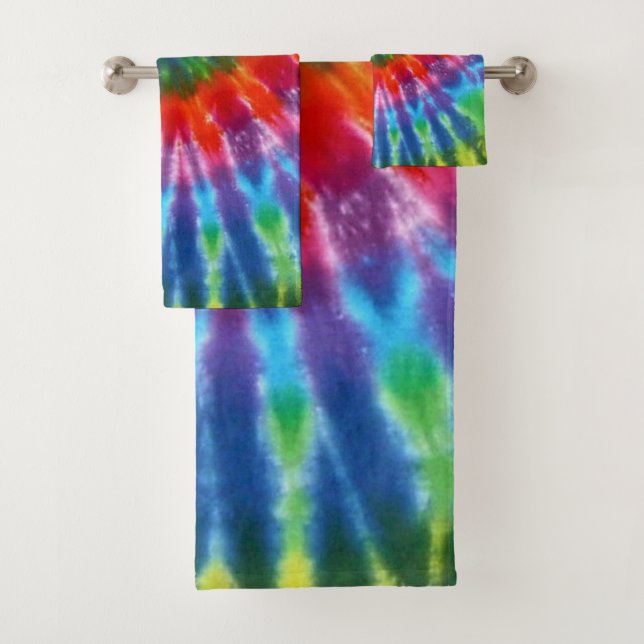 Hippy Tie Dye 60s Retro Colourful Boho Bath Towel Set (Insitu)