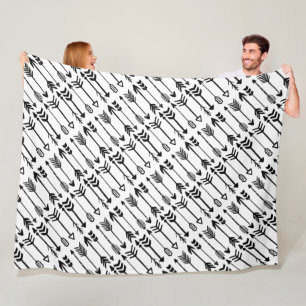 Hipster Black and White Arrow Pattern Fleece Blanket